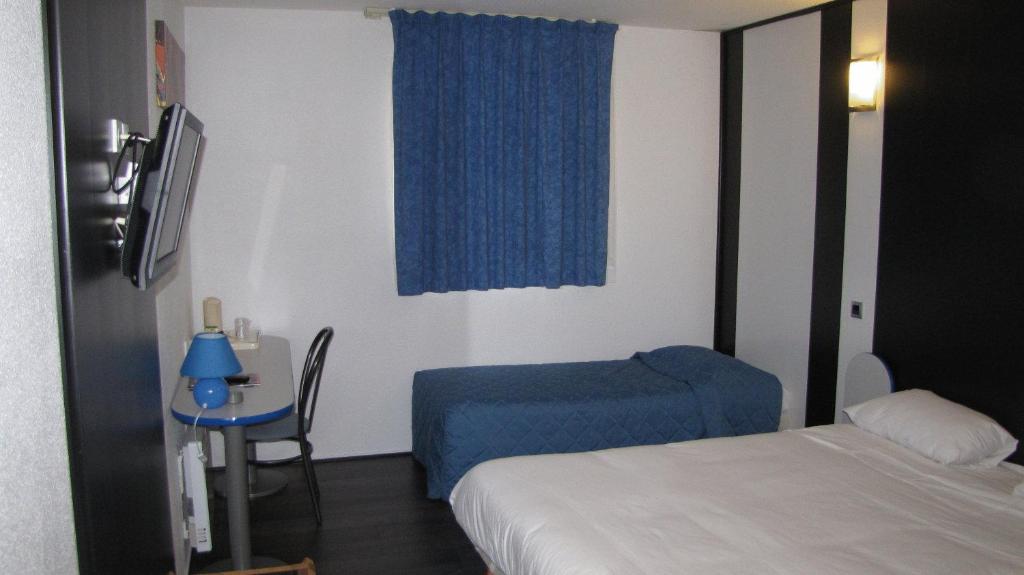 Comfort Hotel Poissy Technoparc Rum bild