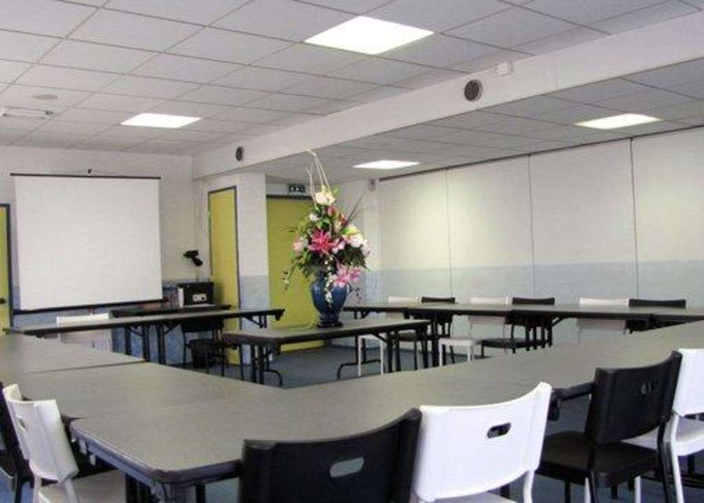 Comfort Hotel Poissy Technoparc Bekvämligheter bild